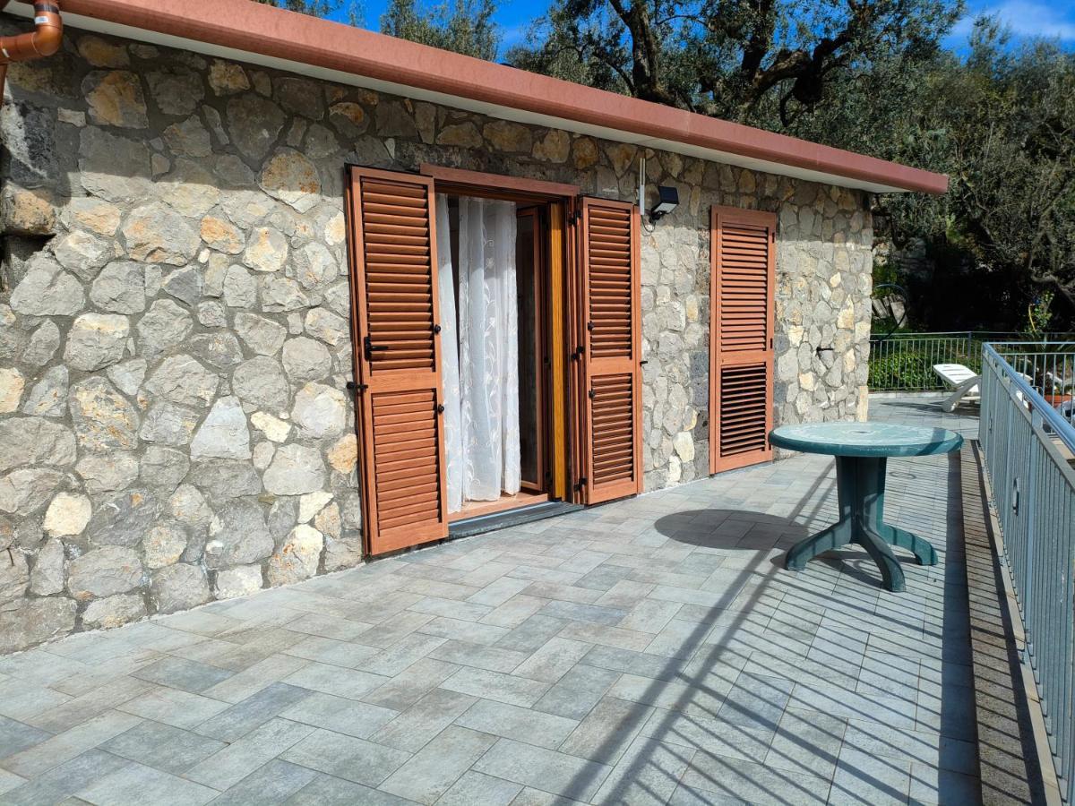 Cynara Holiday House ماسّا لوبْرينسِ المظهر الخارجي الصورة